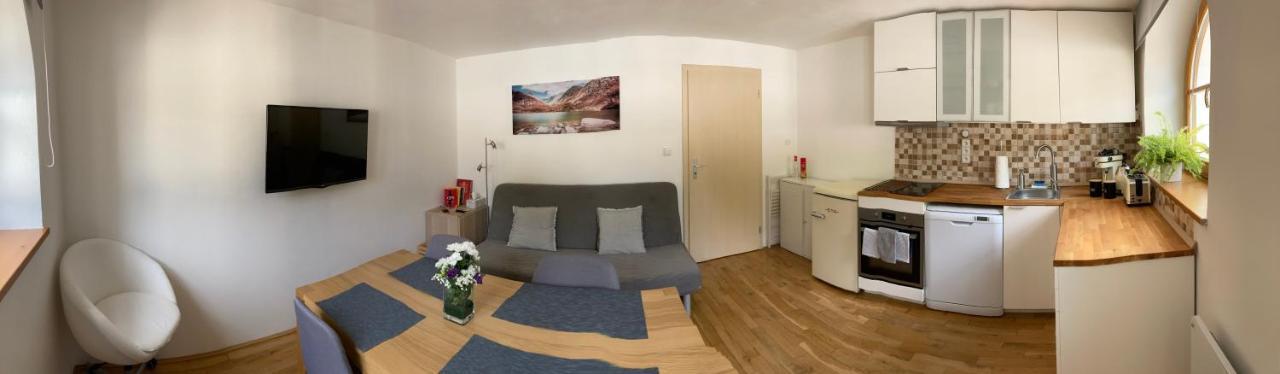 Apartman Hopi Hopi Свобода-над-Упоу Екстер'єр фото